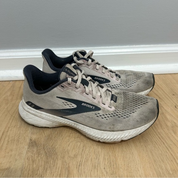 Brooks Launch GTS 8 Primrose Ombré Light Pink Athletic Running Shoes Size 6 - Picture 3 of 7